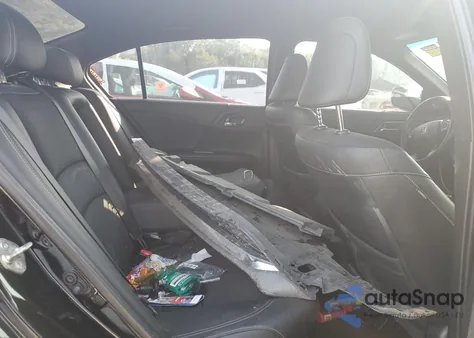 2017 Honda Accord Sport z USA, uszkodzony, nr VIN 1HGCR2F58HA222004